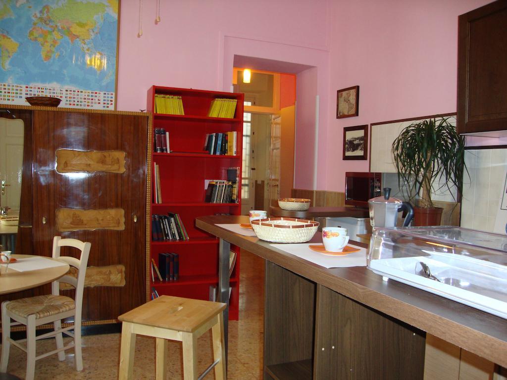 La Maison Des Livres Reggio Calabria Exterior foto